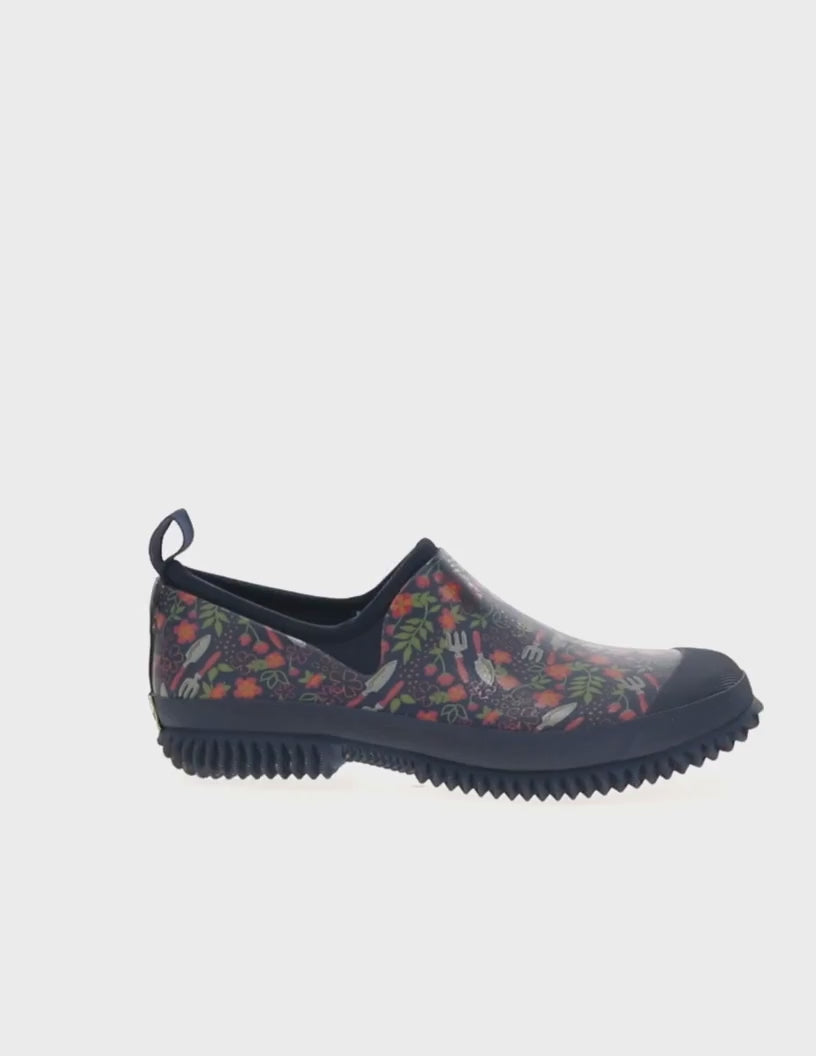 Women's garden tools neoprene slip on blue - Rotating product video