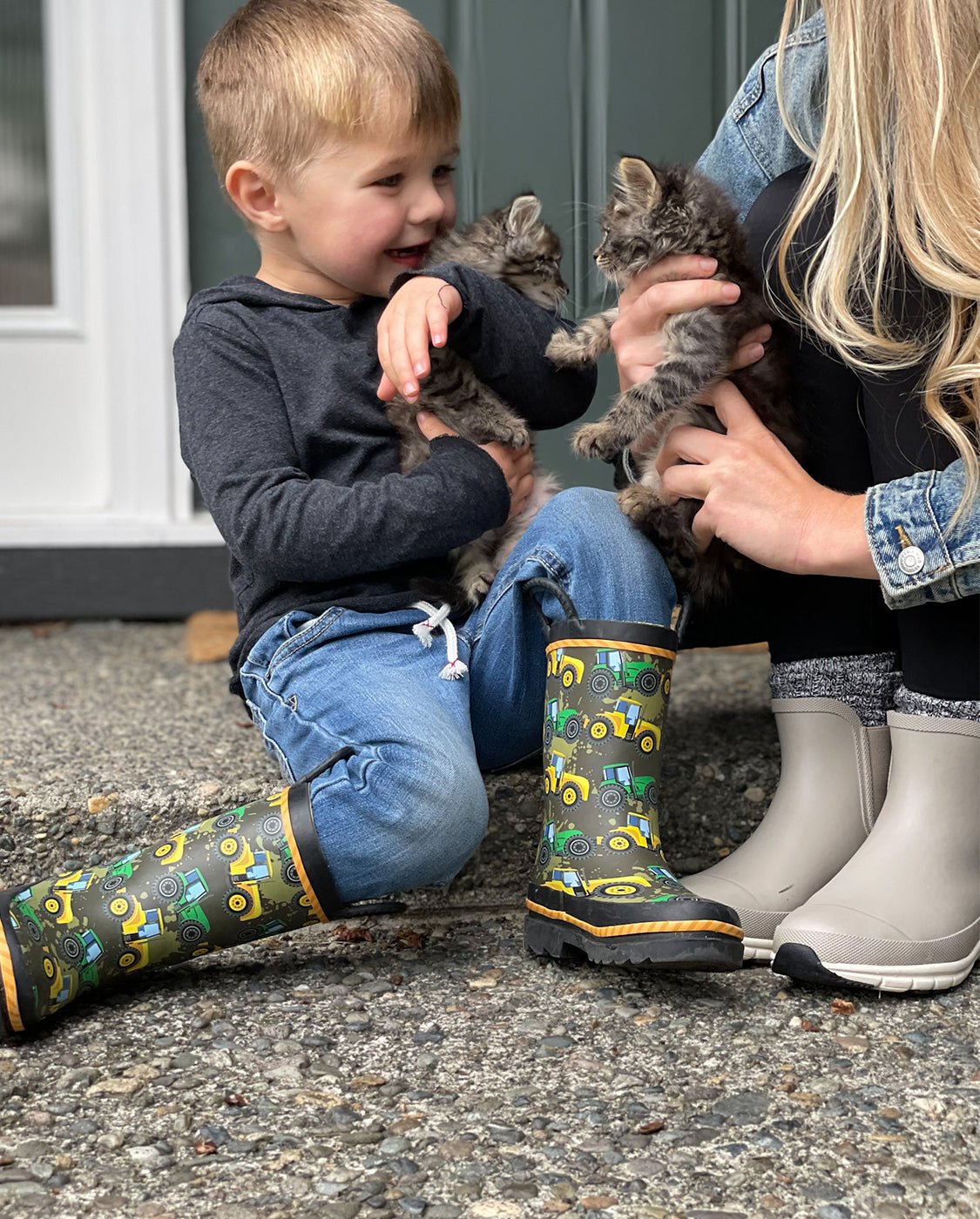 Little girls hotsell hunter boots
